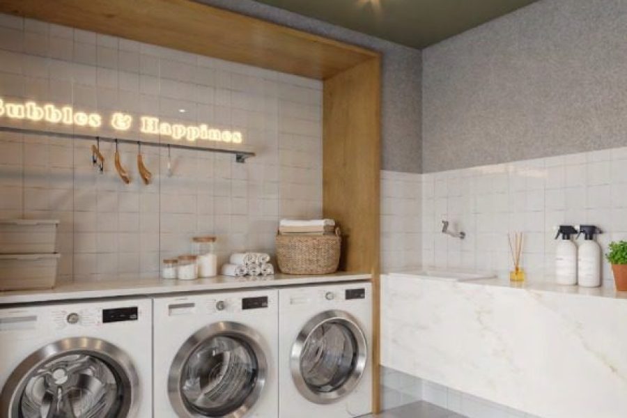 e1fa8a0b9ba14696a78eec0be293dced